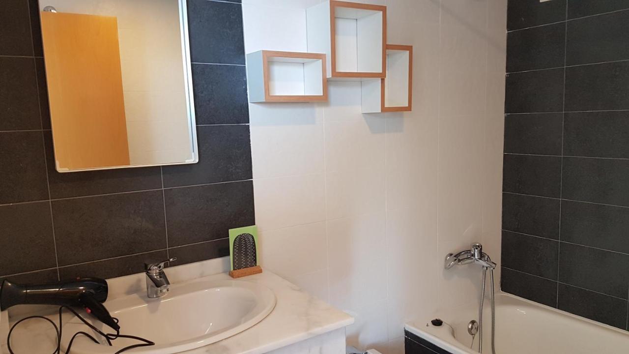 Skyline 11 Sunny Balcony With Stunning Sea Views *